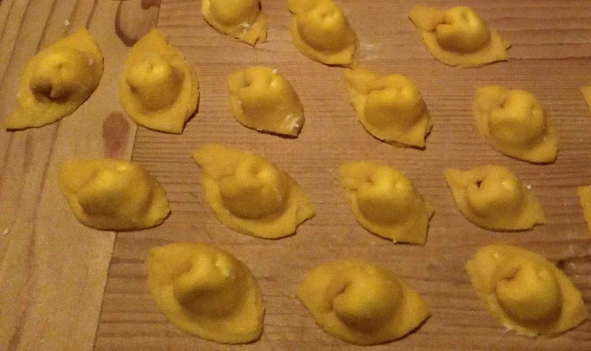 Come sono nati i cappelletti - Romagna Damare